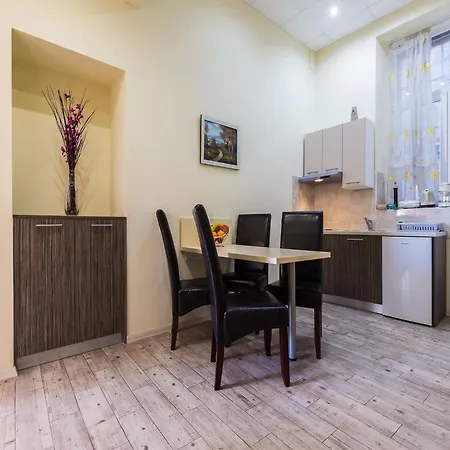 Apartment Charming And Historic Old Town - One Bedroom *